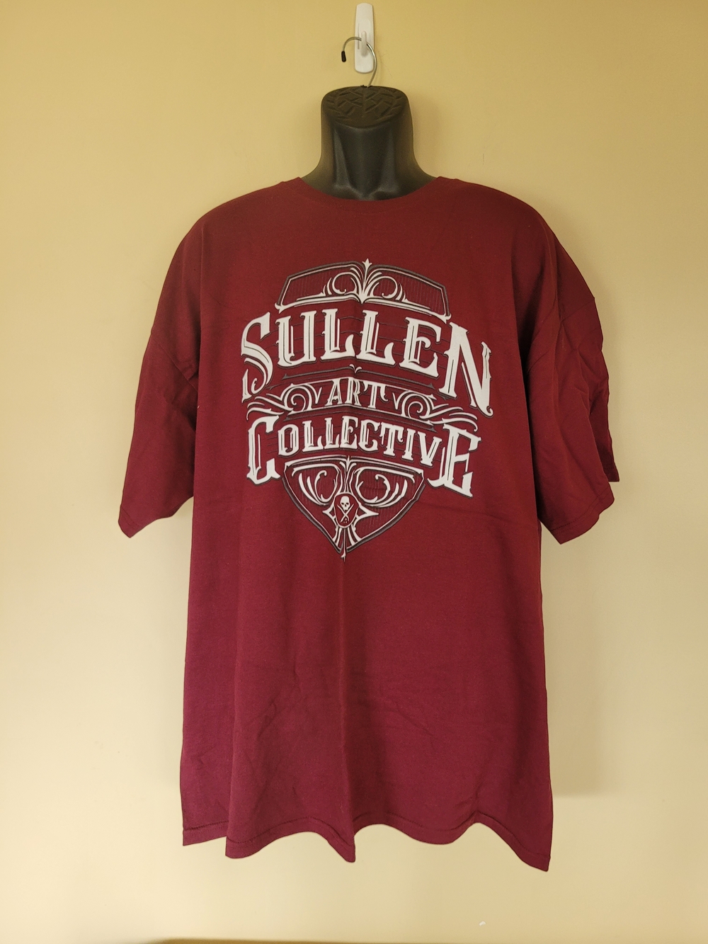 Men’s Burgandy Graphic T-Shirt - SULLEN NWT